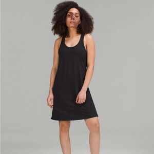 Lululemon- Classic-Fit Cotton-Blend
Scoop Dress